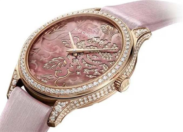 萧邦表蒙有划痕解决办法大全