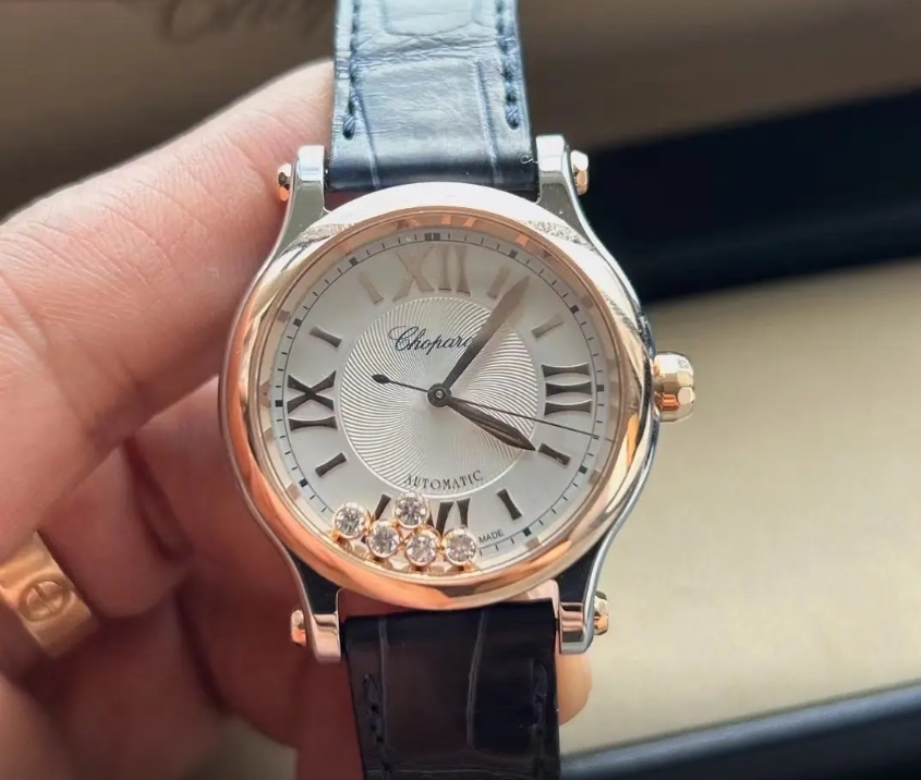 告别紧箍咒!萧邦表带舒适佩戴秘籍大公开 告别紧箍咒!萧邦表带舒适佩戴秘籍大公开